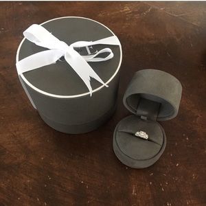 Vera wang love collection engagement ring